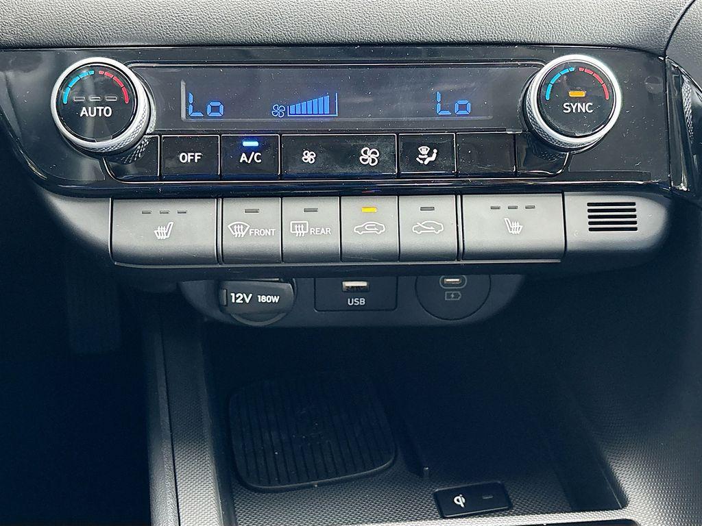new 2025 Hyundai Elantra car, priced at $26,542
