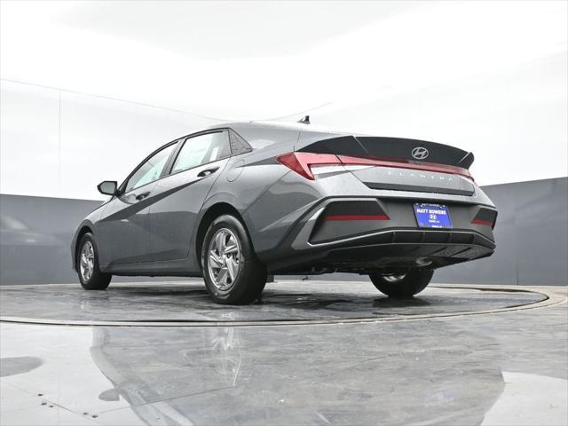 new 2025 Hyundai Elantra car