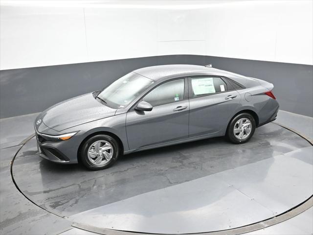 new 2025 Hyundai Elantra car