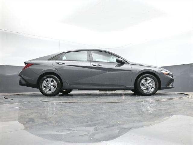 new 2025 Hyundai Elantra car