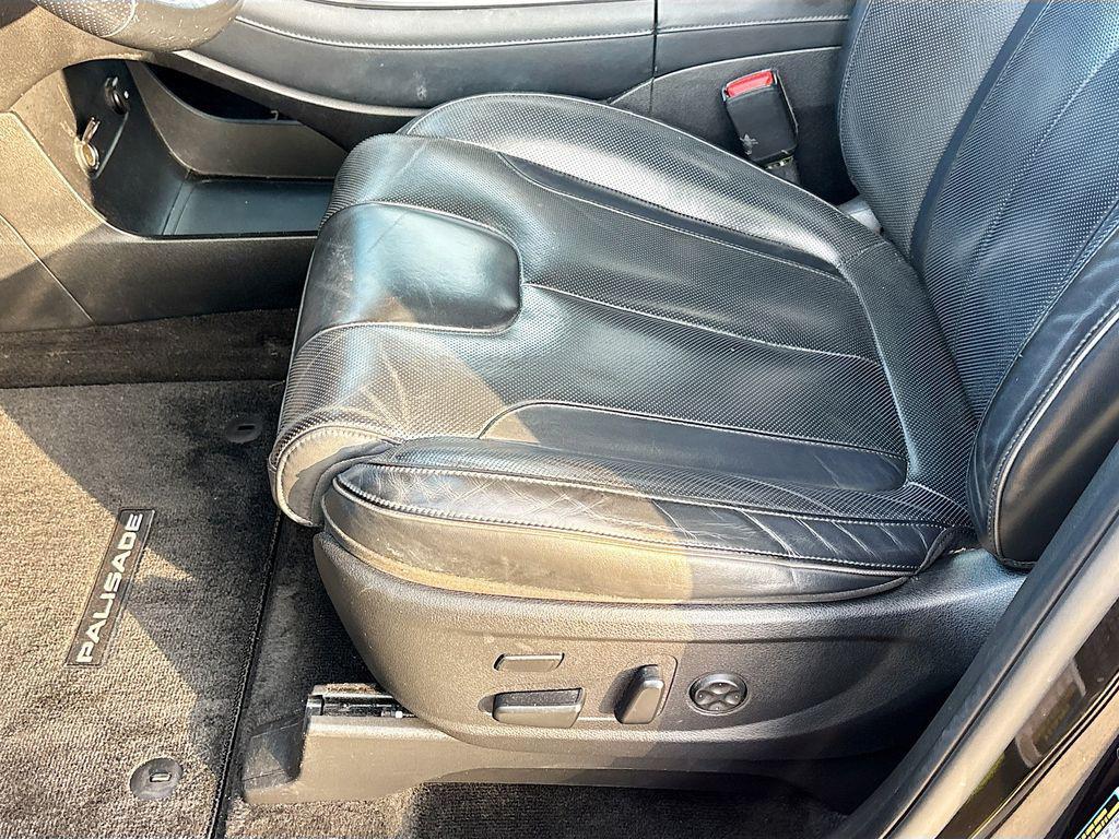 used 2022 Hyundai Palisade car, priced at $28,991