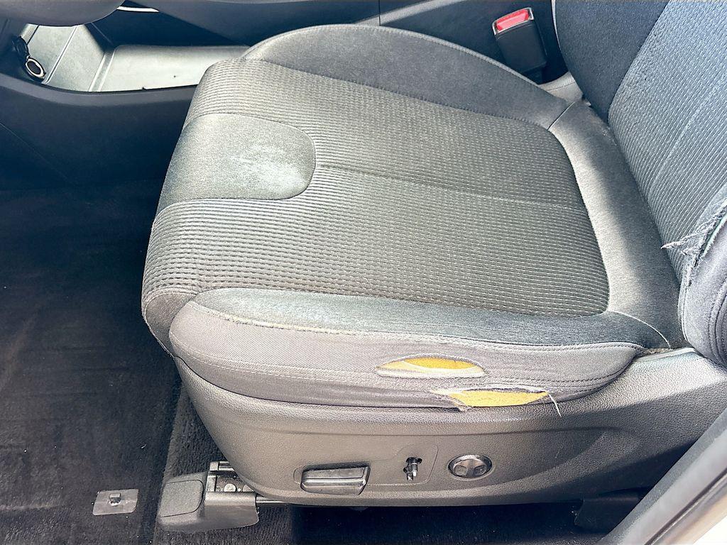 used 2022 Hyundai Santa Fe car, priced at $8,995