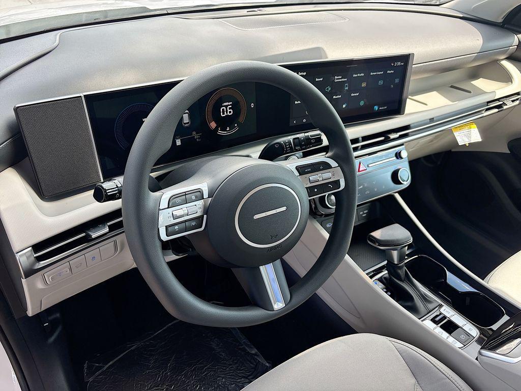 new 2026 Hyundai Tucson car, priced at $33,605