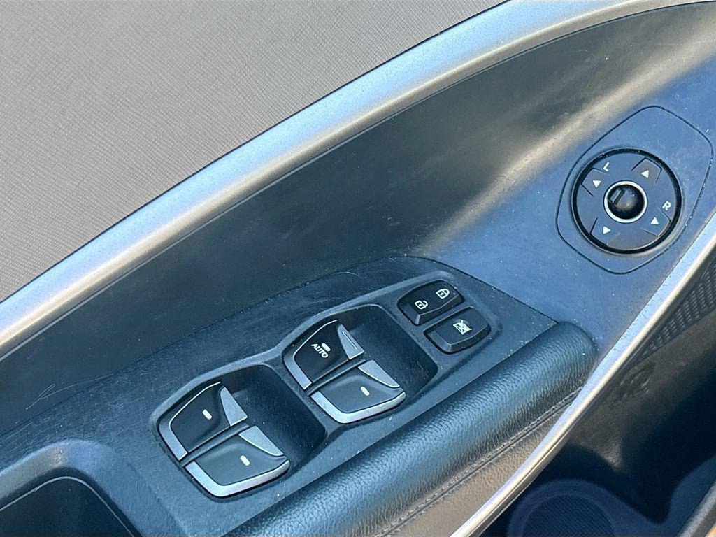used 2013 Hyundai Santa Fe car, priced at $4,995