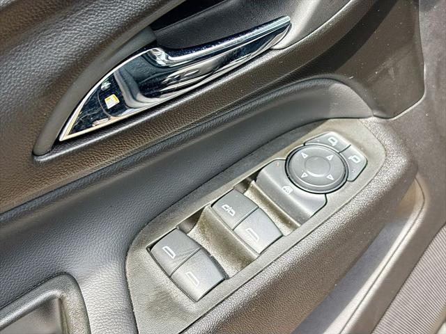used 2024 Chevrolet Equinox car, priced at $25,999