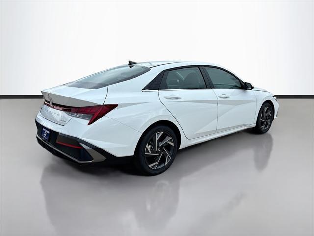 new 2025 Hyundai Elantra car, priced at $27,054