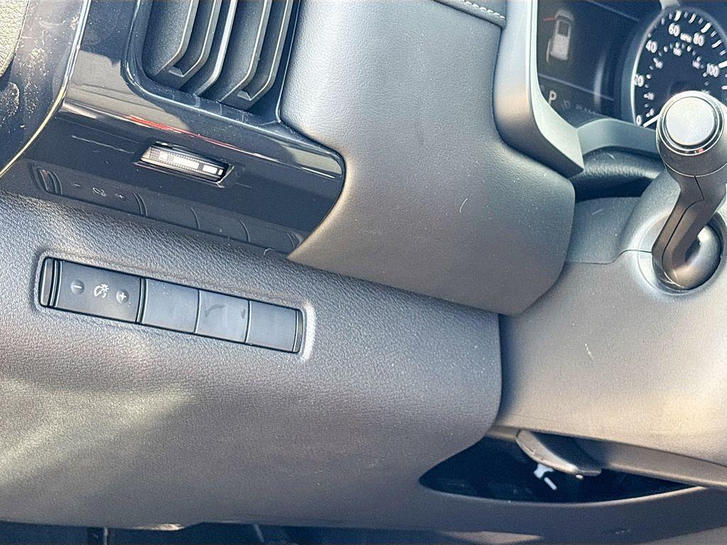 used 2025 Nissan Pathfinder car, priced at $29,980