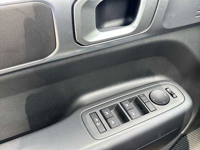 new 2025 Hyundai Santa Fe car, priced at $32,266