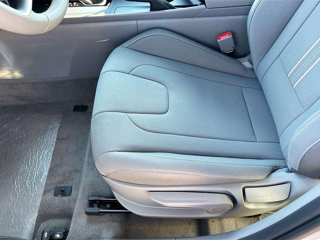 new 2025 Hyundai Elantra car, priced at $22,949