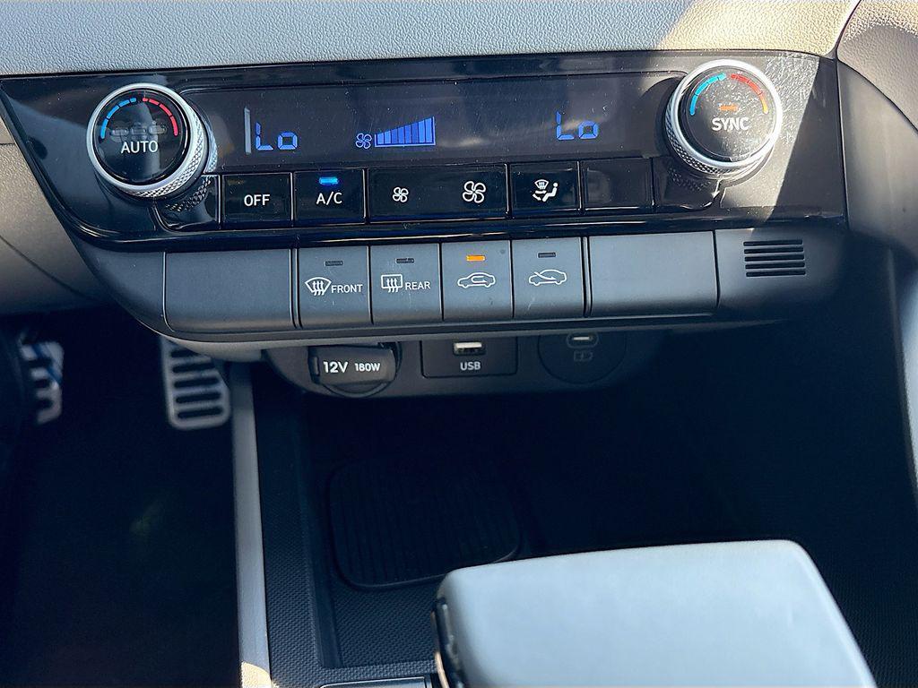 new 2025 Hyundai Elantra car, priced at $22,949