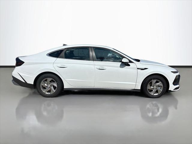 new 2025 Hyundai Sonata car, priced at $26,712