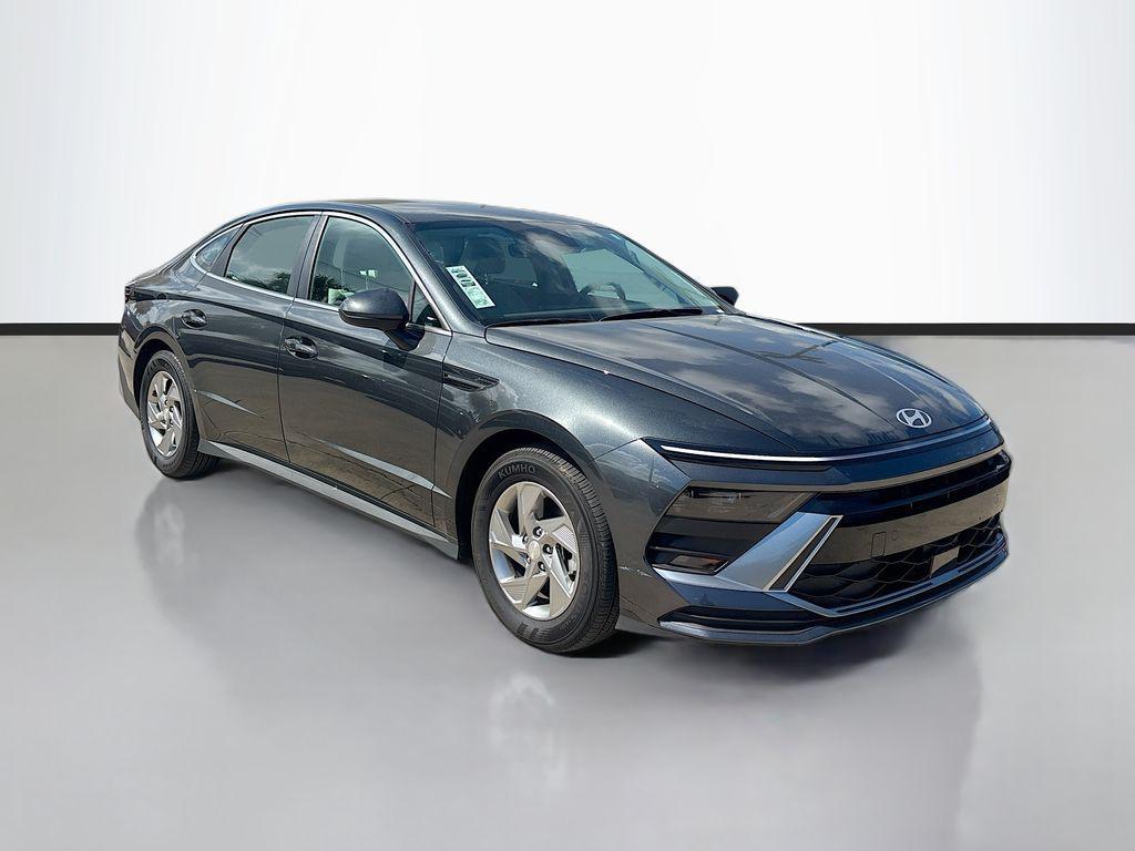 used 2025 Hyundai Sonata car, priced at $23,627