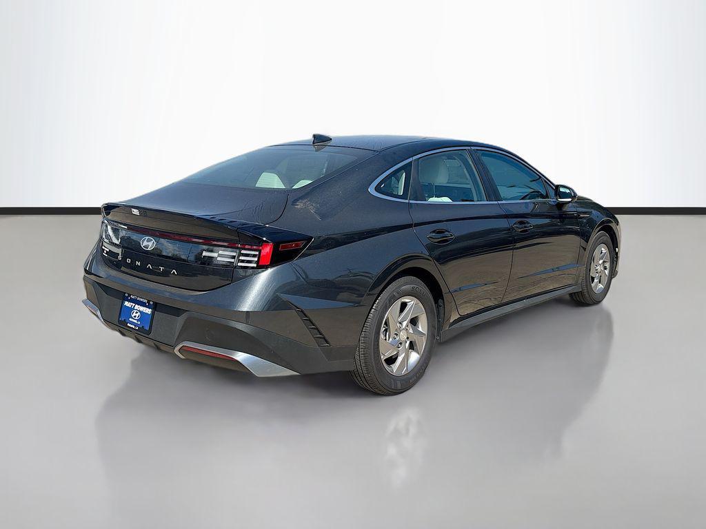 used 2025 Hyundai Sonata car, priced at $23,627