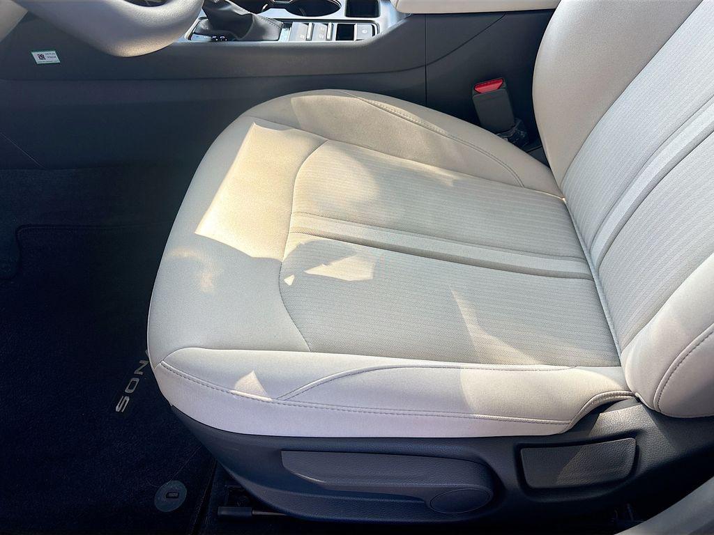 used 2025 Hyundai Sonata car, priced at $23,627