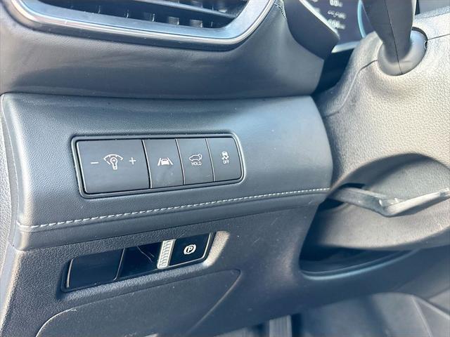 used 2023 Hyundai Santa Fe car, priced at $28,500