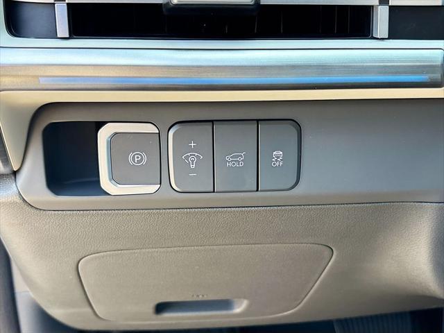new 2025 Hyundai SANTA FE HEV car, priced at $48,593