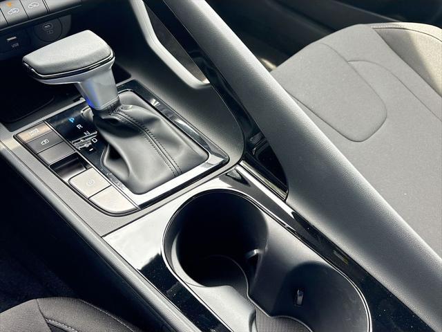new 2025 Hyundai Elantra car, priced at $26,482
