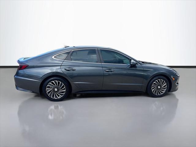 used 2023 Hyundai Sonata Hybrid car, priced at $15,999