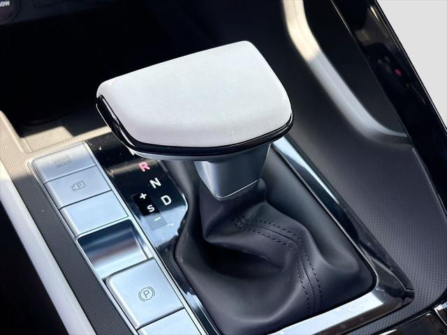new 2025 Hyundai Elantra car, priced at $30,168