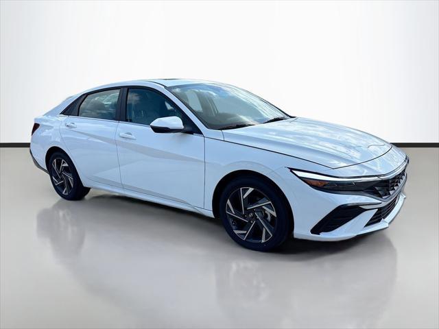 new 2025 Hyundai Elantra car, priced at $30,168