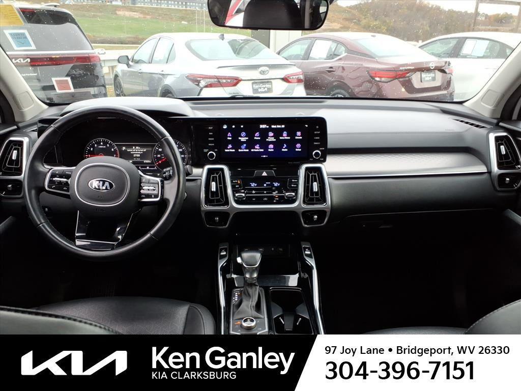 used 2021 Kia Sorento car, priced at $24,898