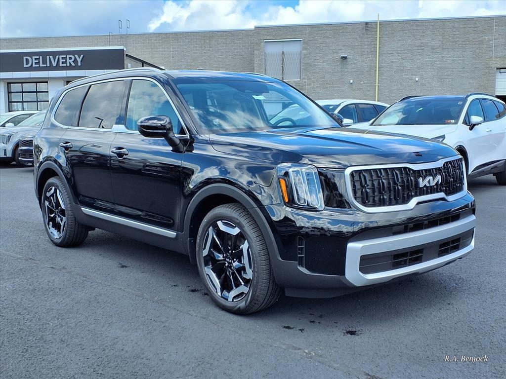 new 2025 Kia Telluride car, priced at $42,360