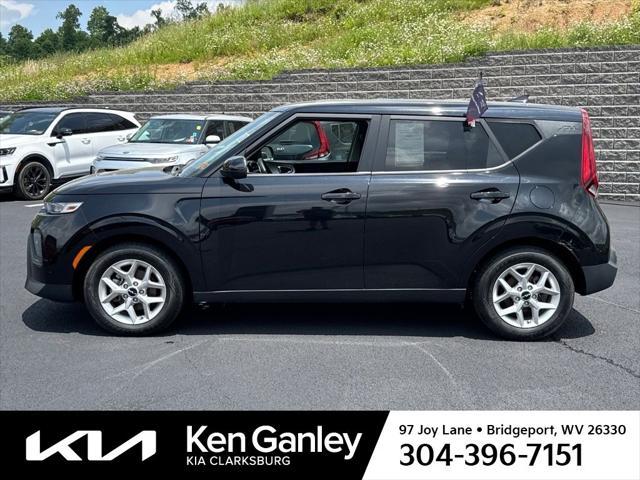 used 2022 Kia Soul car, priced at $17,921