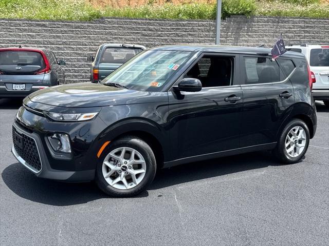 used 2022 Kia Soul car, priced at $16,891
