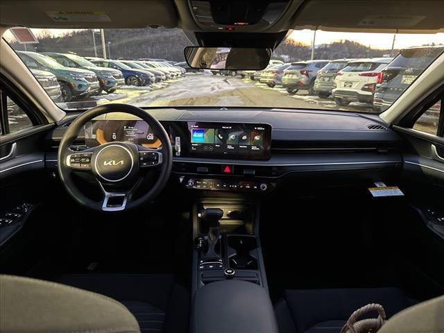new 2025 Kia K5 car, priced at $26,395