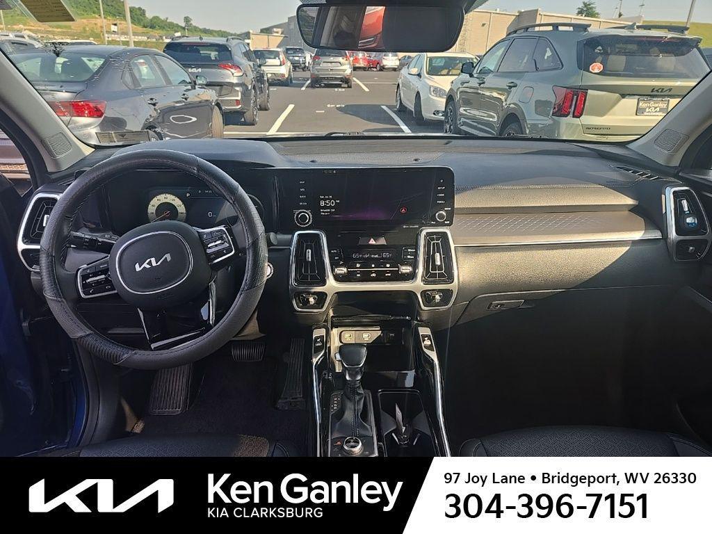 used 2023 Kia Sorento car, priced at $31,825