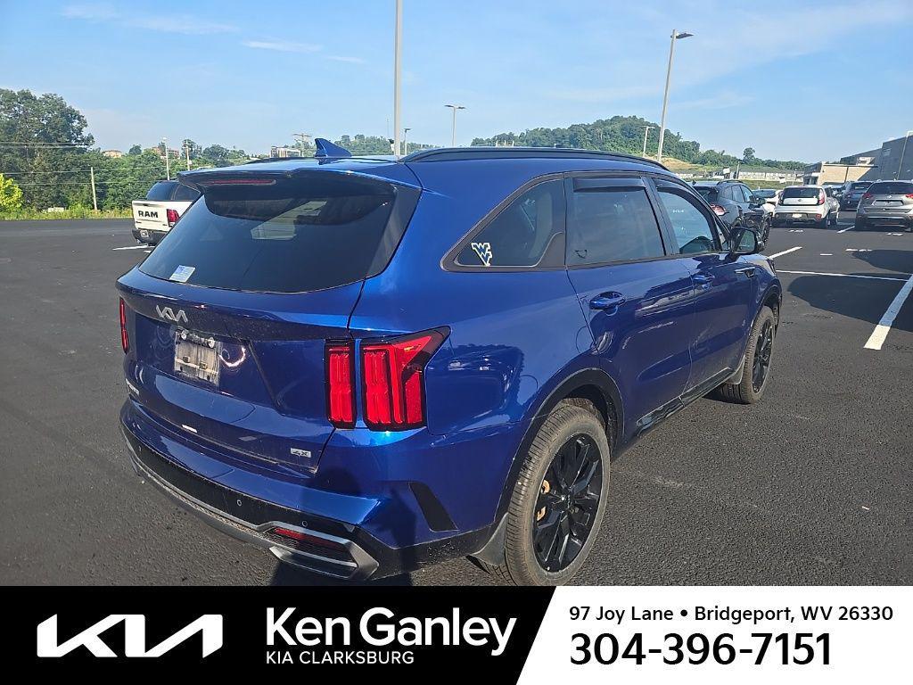 used 2023 Kia Sorento car, priced at $31,825