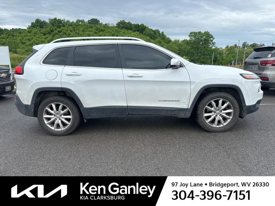 used 2017 Jeep Cherokee car, priced at $15,983