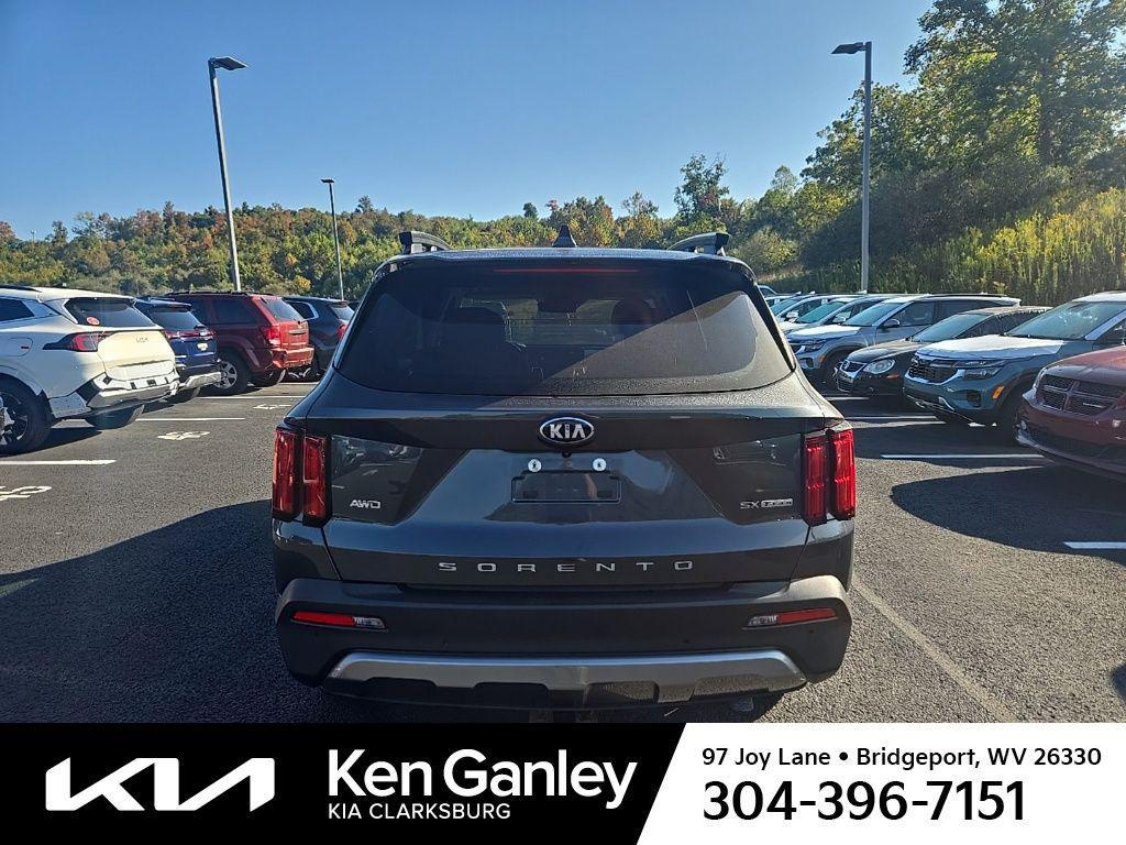 used 2021 Kia Sorento car, priced at $26,981