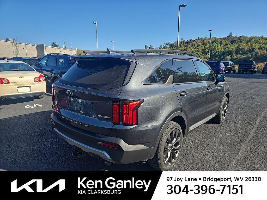 used 2021 Kia Sorento car, priced at $26,981