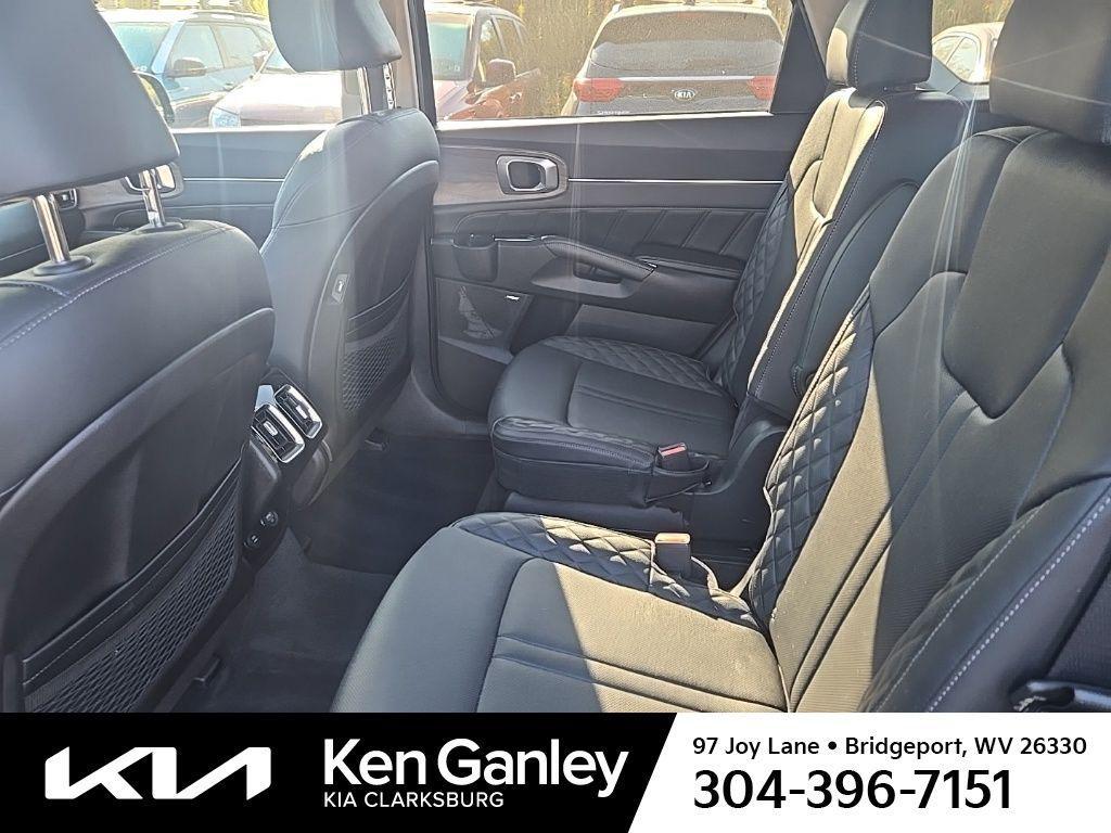 used 2021 Kia Sorento car, priced at $26,981