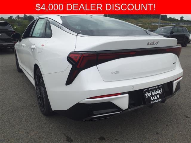 new 2025 Kia K5 car, priced at $27,425