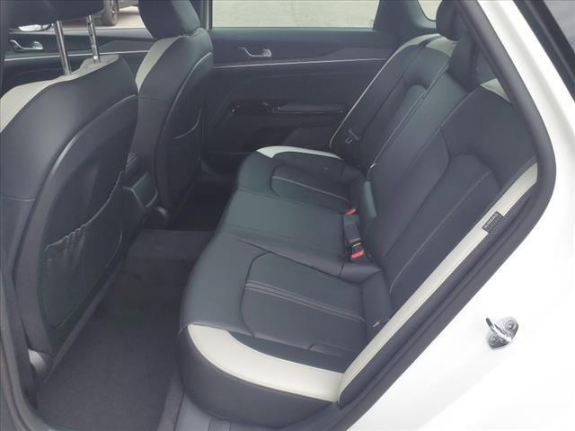 new 2025 Kia K5 car, priced at $28,425