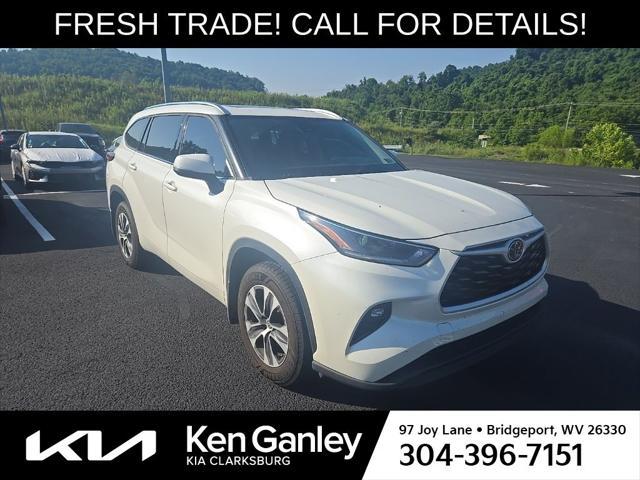 used 2021 Toyota Highlander car, priced at $33,618