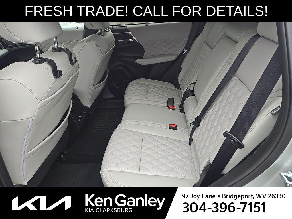 used 2024 Mitsubishi Outlander car, priced at $27,816