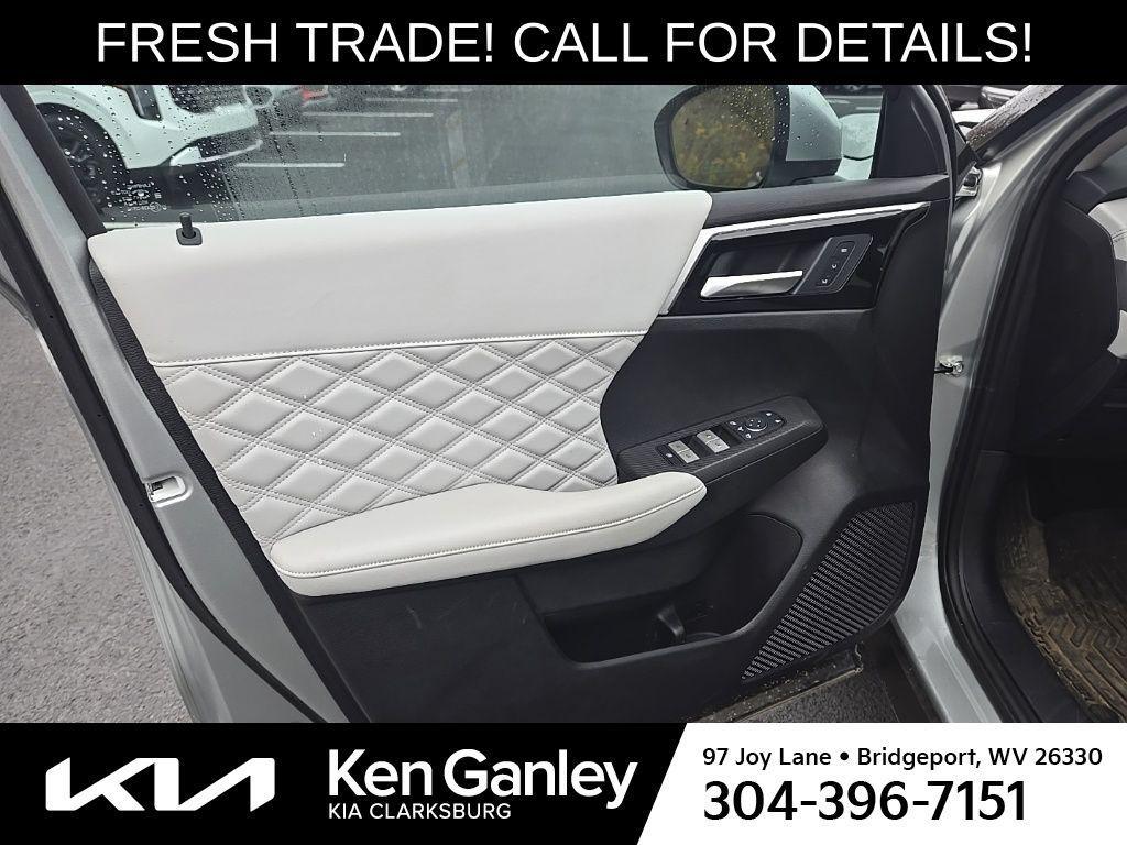 used 2024 Mitsubishi Outlander car, priced at $27,816