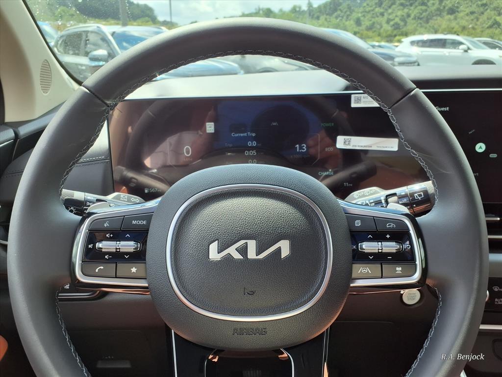 new 2026 Kia Carnival Hybrid car, priced at $50,920