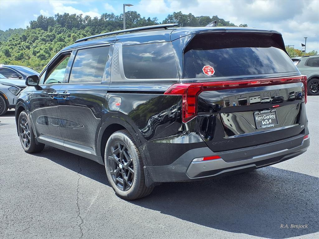 new 2026 Kia Carnival Hybrid car, priced at $50,920