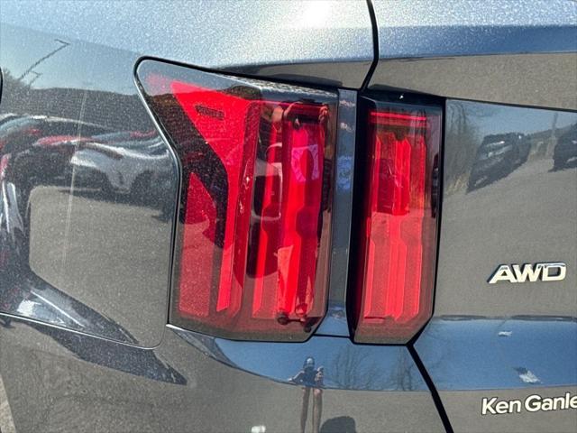 used 2021 Kia Sorento car, priced at $21,987
