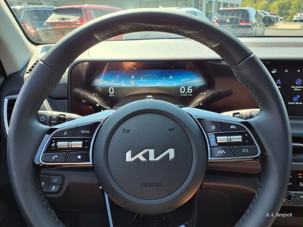 new 2025 Kia Seltos car, priced at $25,975