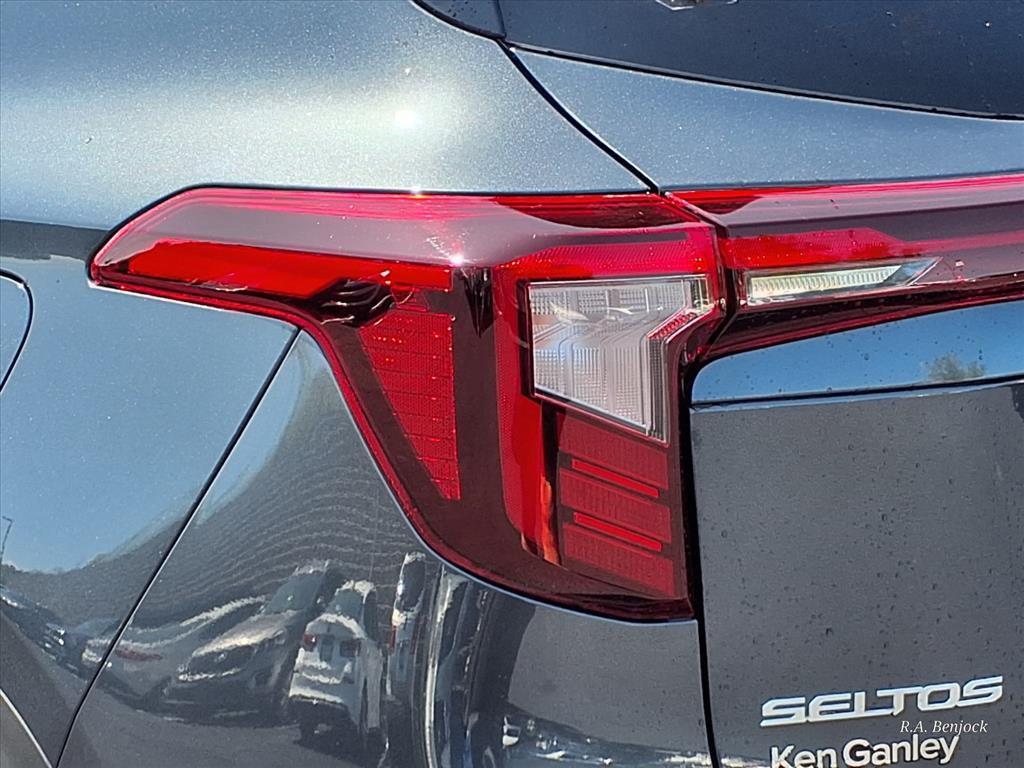new 2025 Kia Seltos car, priced at $25,975