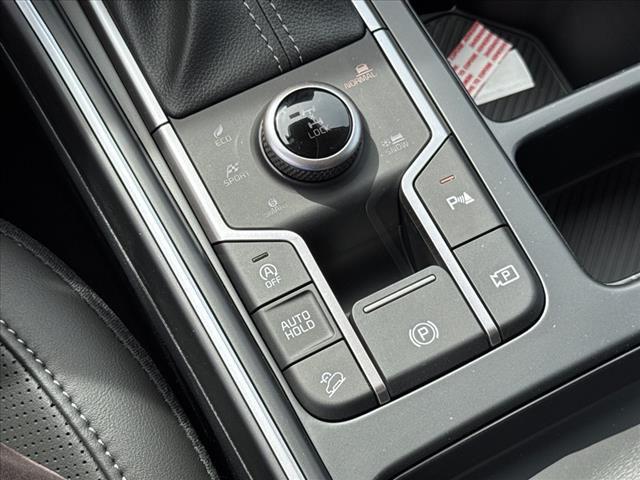 new 2025 Kia Sorento car, priced at $37,030