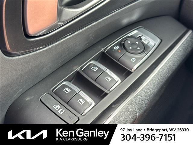 new 2025 Kia Sorento car, priced at $36,530