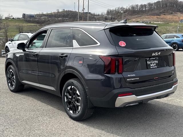 new 2025 Kia Sorento car, priced at $37,030