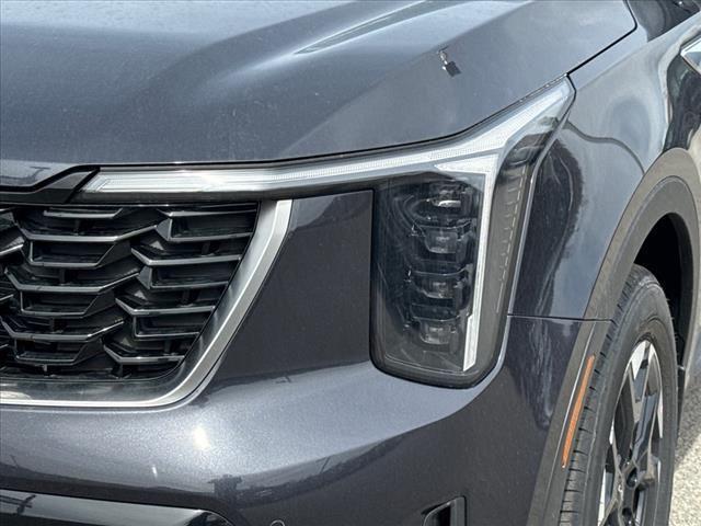 new 2025 Kia Sorento car, priced at $37,030