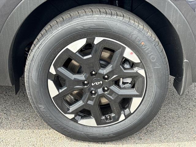 new 2025 Kia Sorento car, priced at $37,030